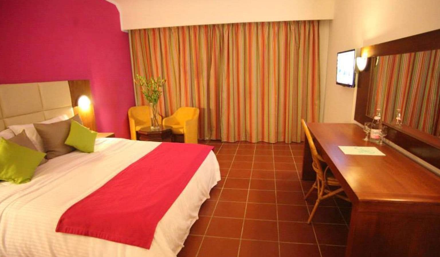 rooms-room-standard