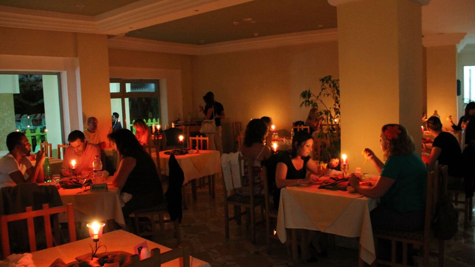 restaurants-main-restaurant