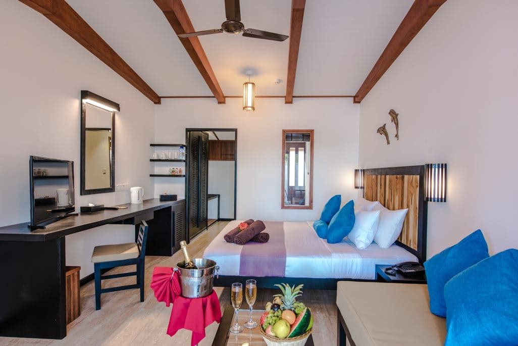 rooms-deluxe-room