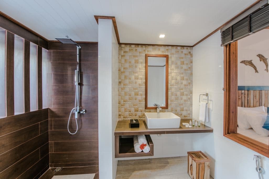 rooms-deluxe-room