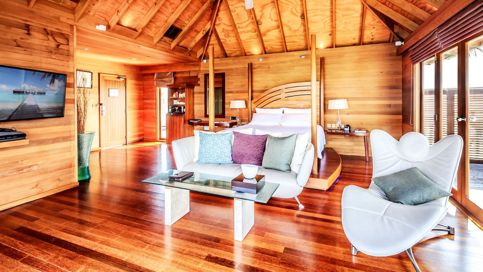 rooms-superior-water-villa