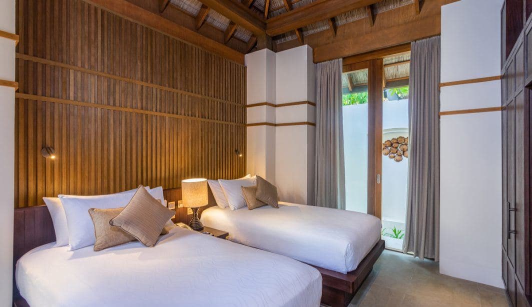 rooms-2-bedroom-deluxe-beach-villa