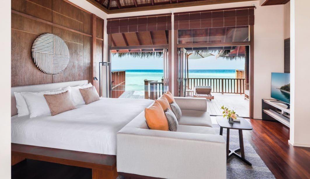 rooms-2-bedroom-grand-water-villa