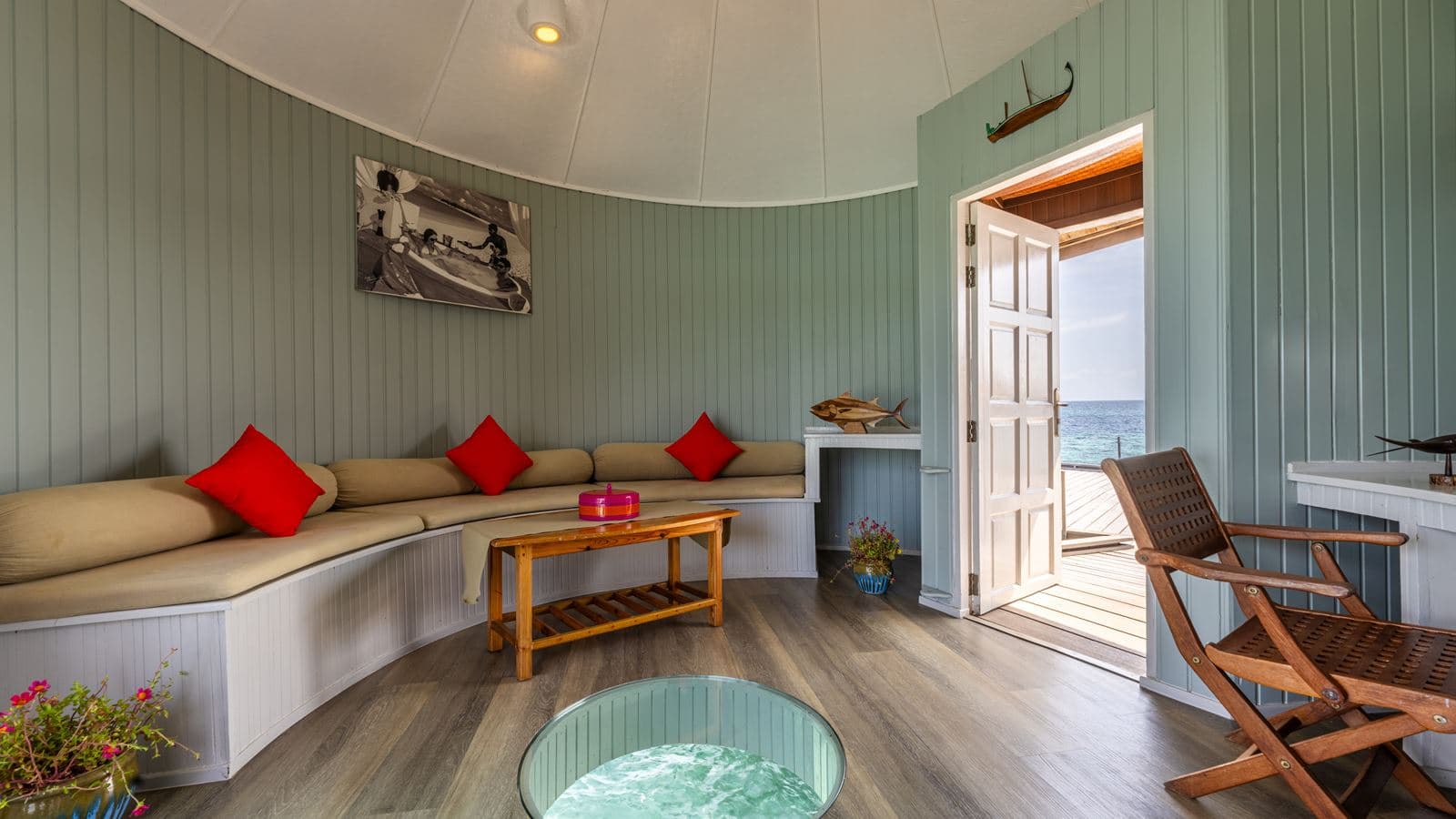 rooms-water-villa