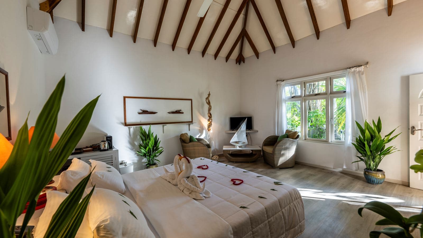 rooms-garden-room