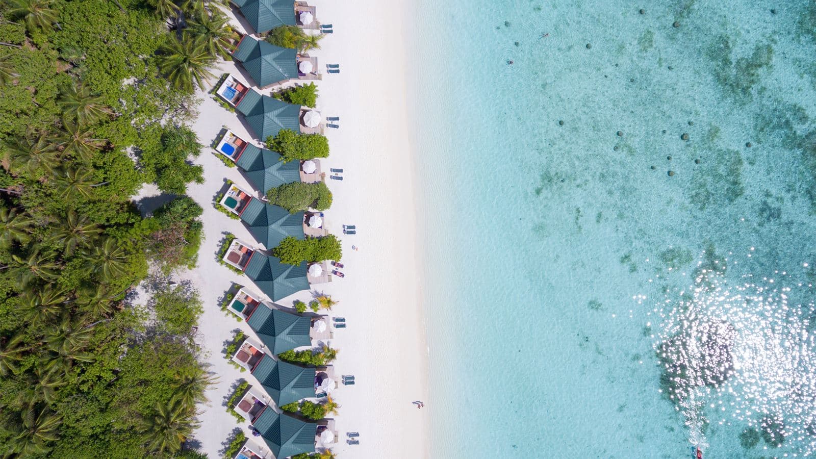 rooms-water-front-villa-18+-adults-only