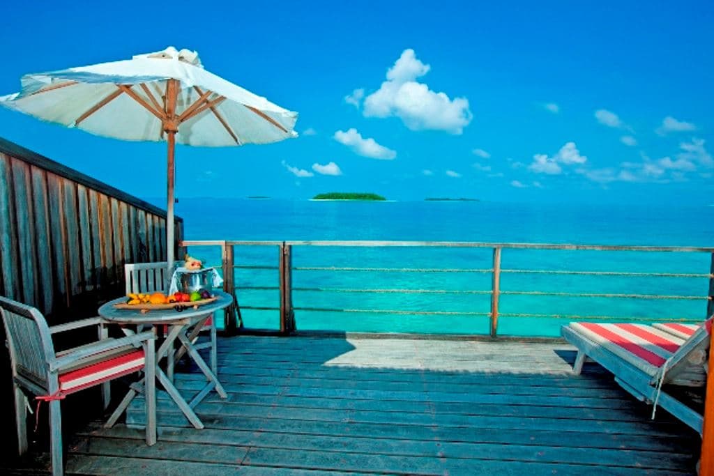 rooms-water-villa