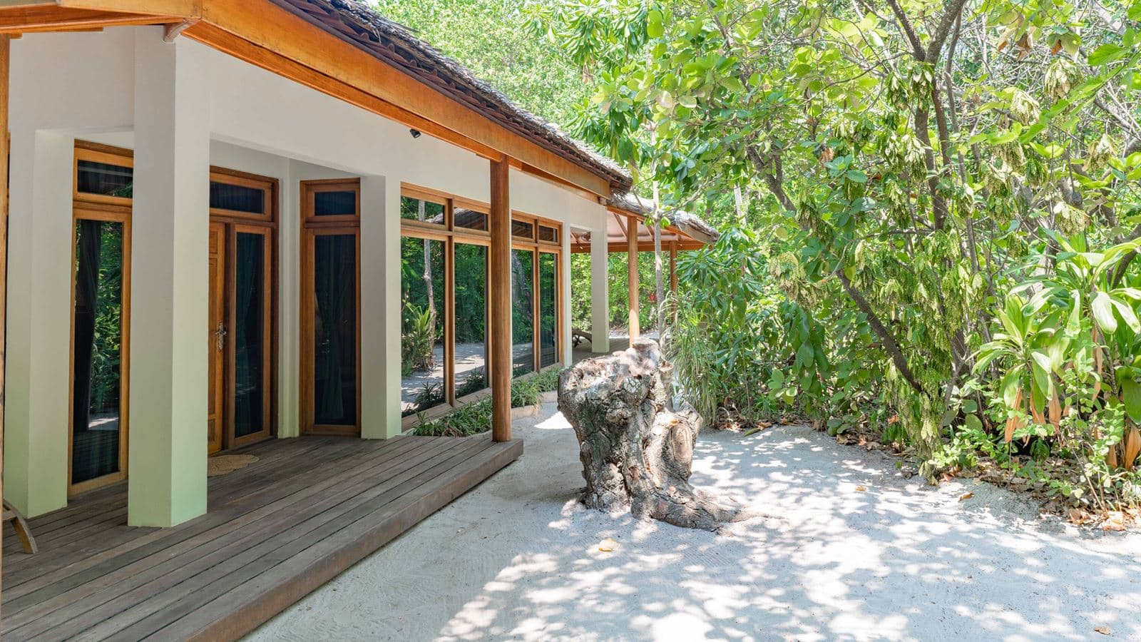 rooms-garden-villa