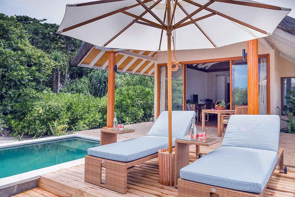 rooms-beach-villa-with-pool