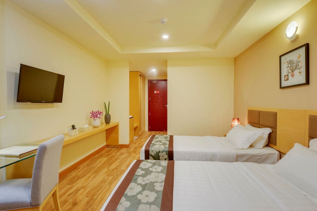 rooms-seaview-room