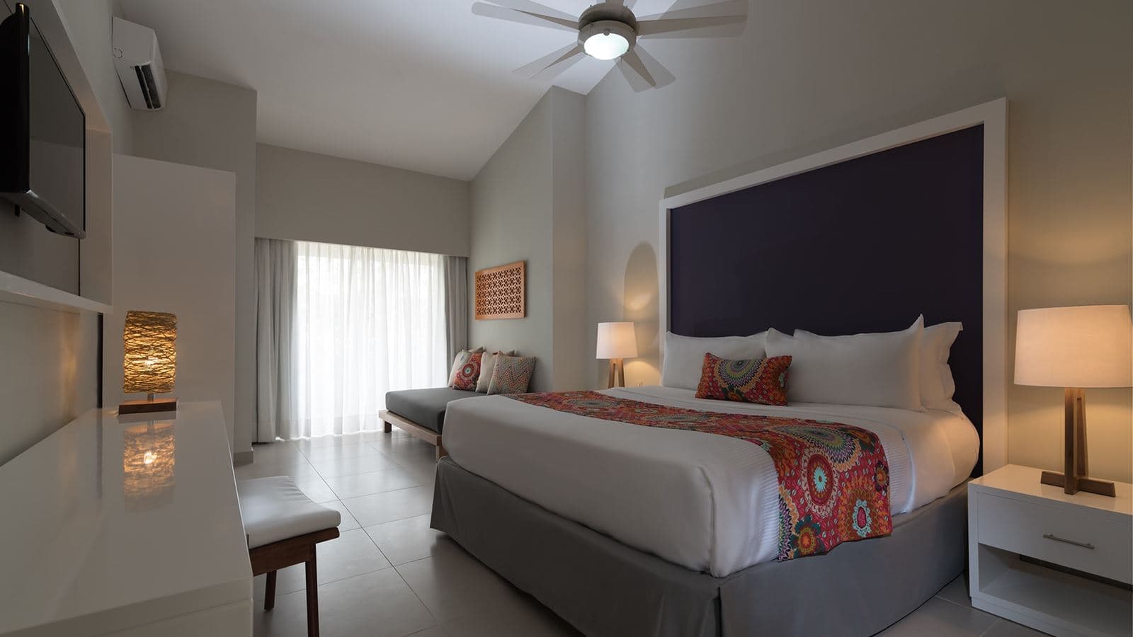 rooms-superior-room