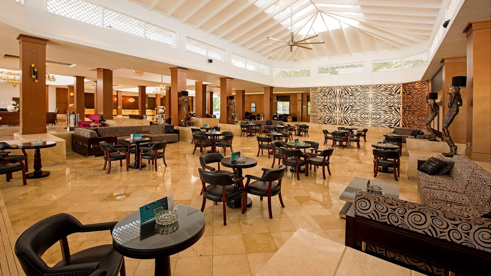 bars-lobby-bar