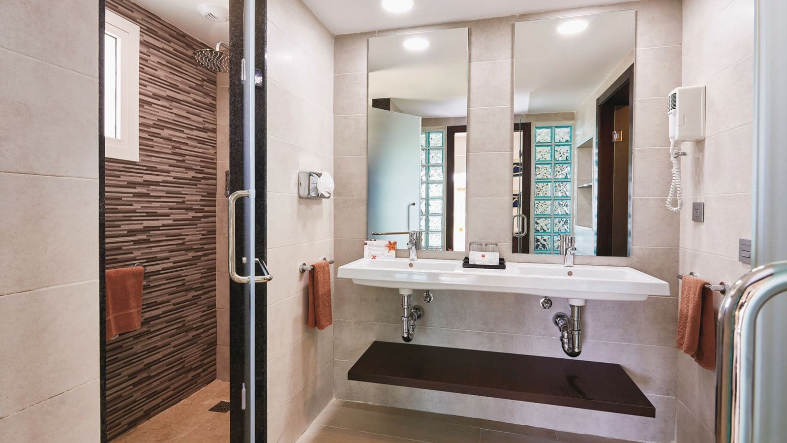 rooms-suite