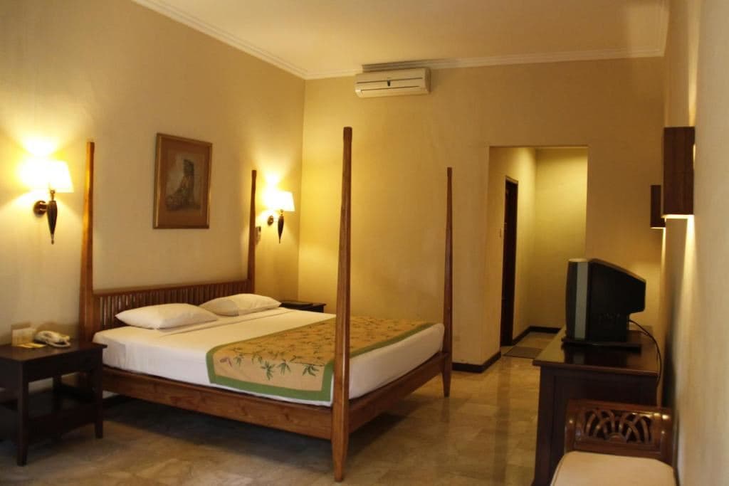 rooms-superior-room