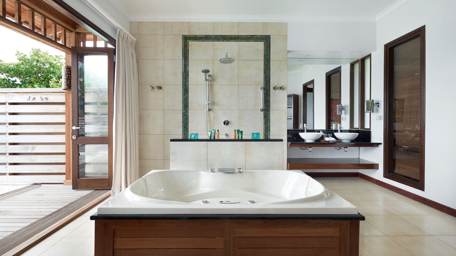 rooms-king-grand-ocean-view-pool-villa