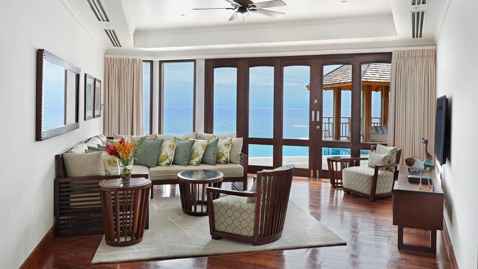 rooms-two-bedroom-oceanfront-pool-villa