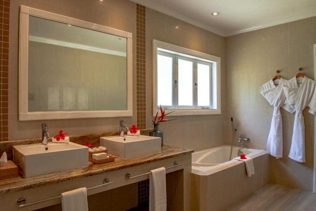 rooms-senior-suite
