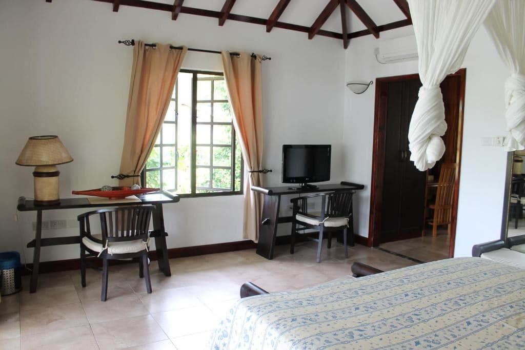 rooms-standard-room