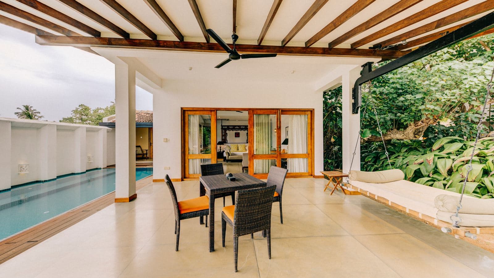 rooms-pool-villa