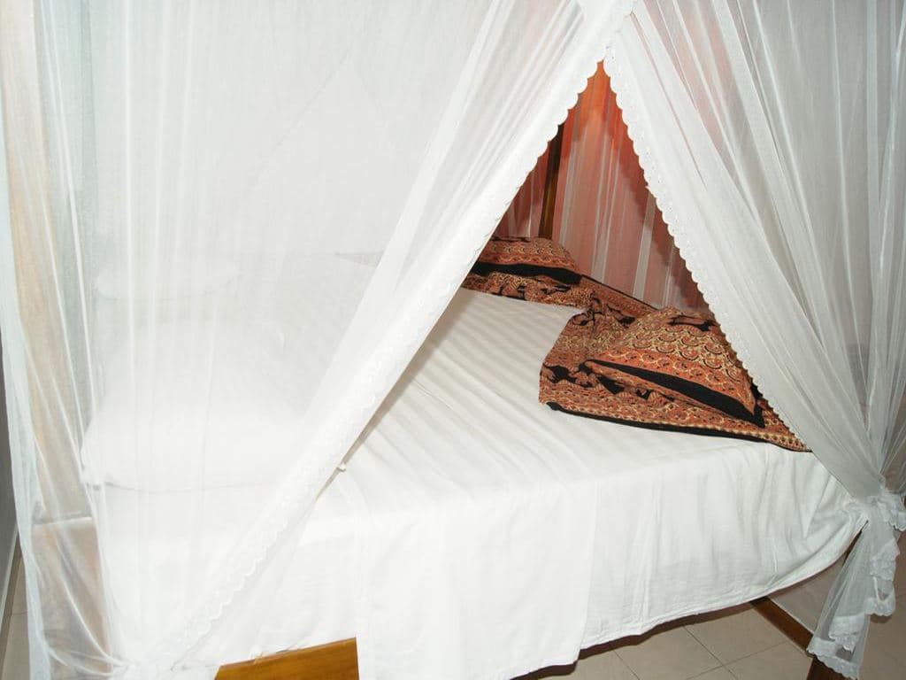 rooms-deluxe-room