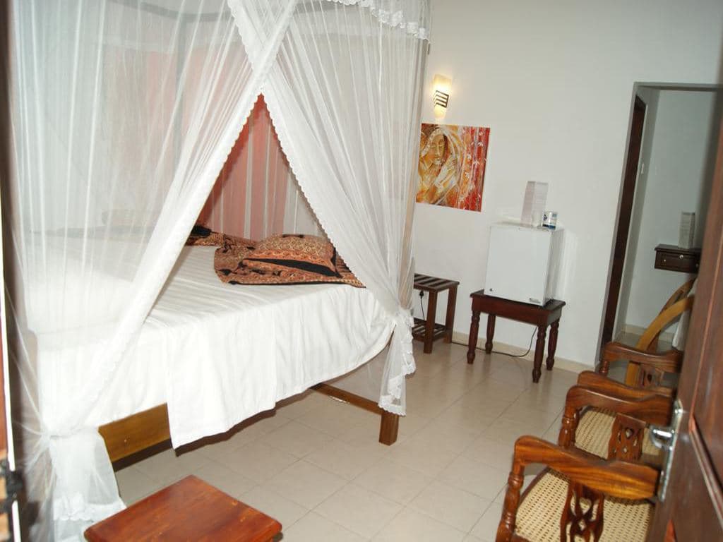 rooms-deluxe-room