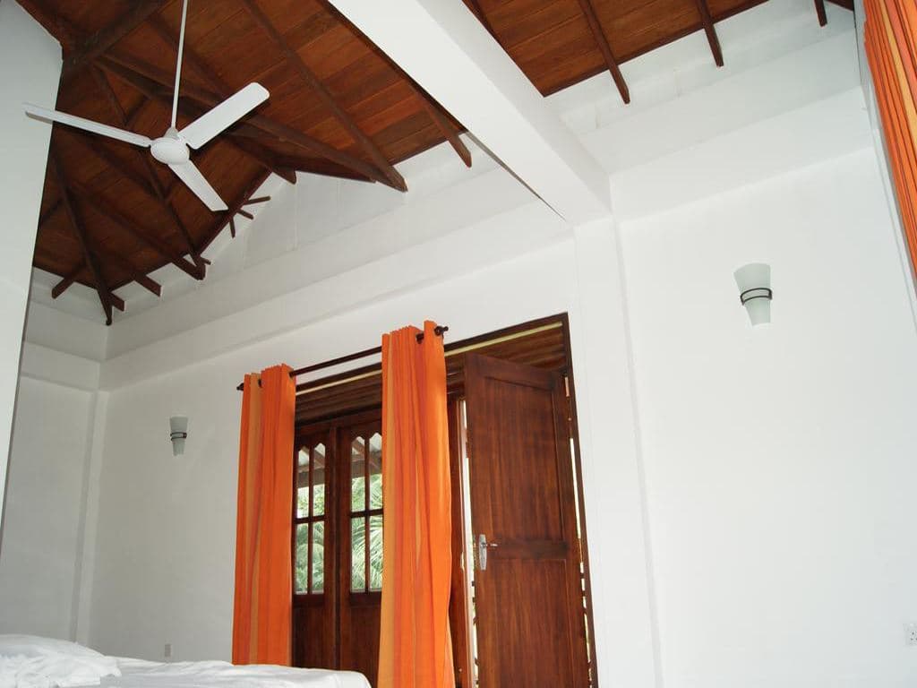 rooms-suite-with-balcony
