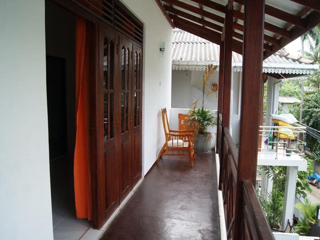 rooms-suite-with-balcony