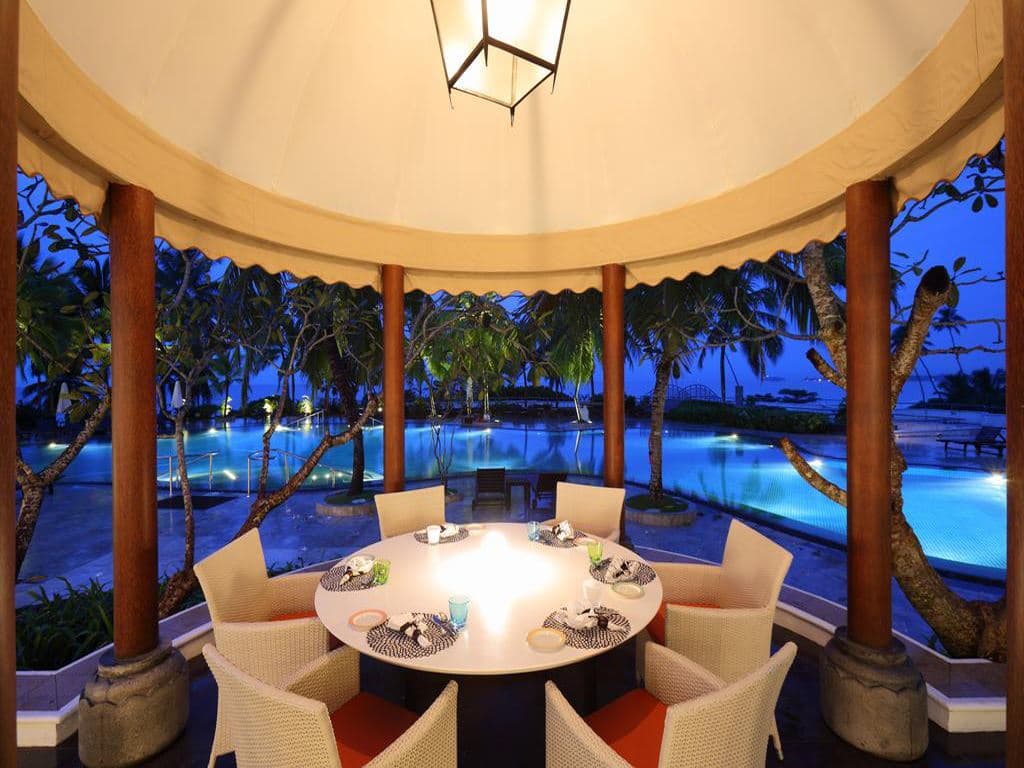 restaurants-the-palms