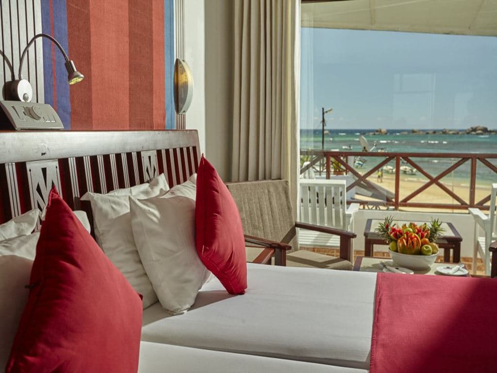 rooms-deluxe-room