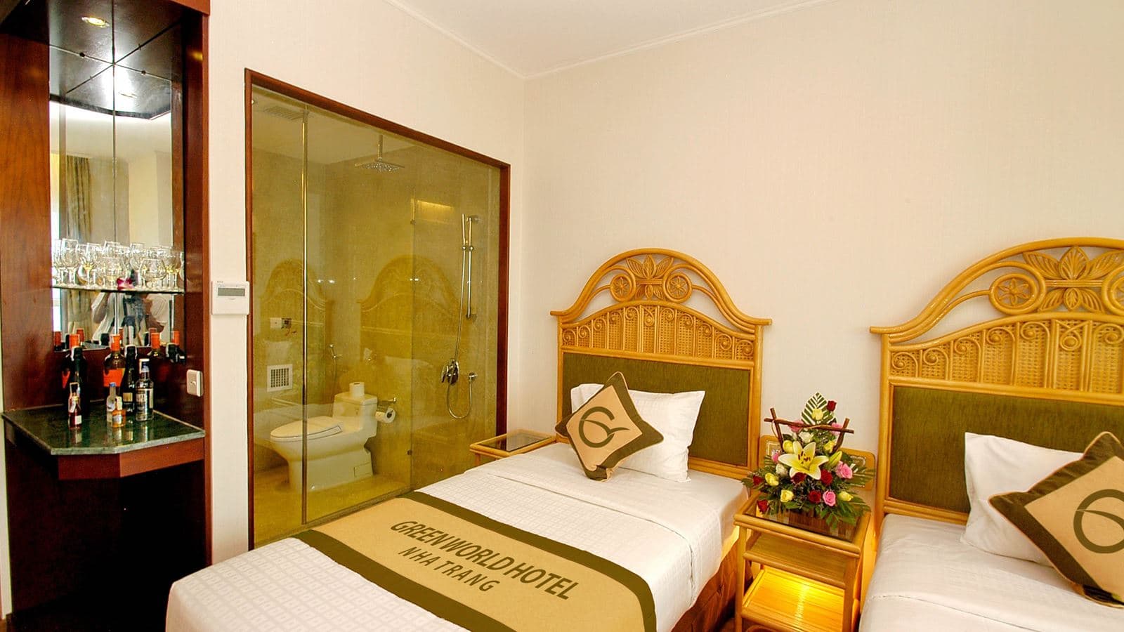 rooms-superior-city-view
