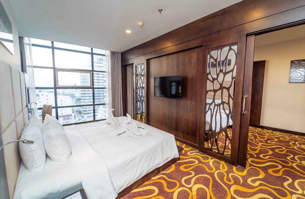 rooms-suite-double-city-view-with-window-child-without-extra-bed