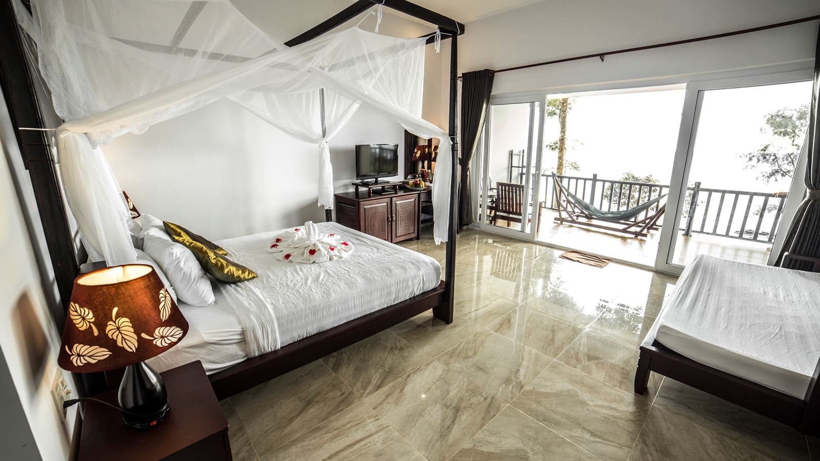rooms-villa-seaview