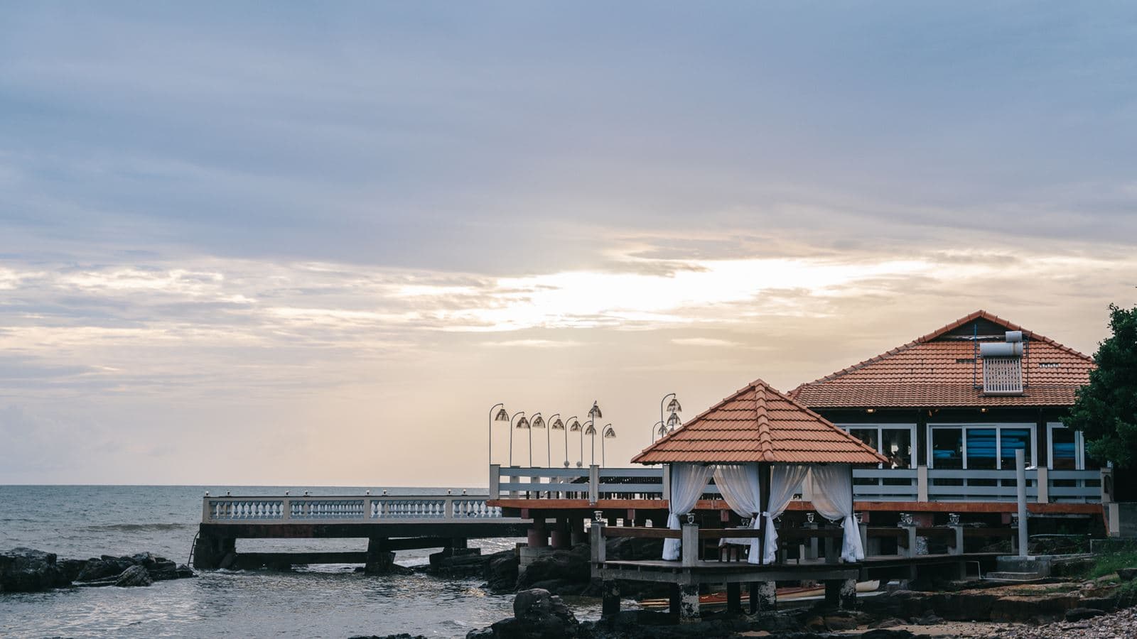restaurants-sunset-restaurant