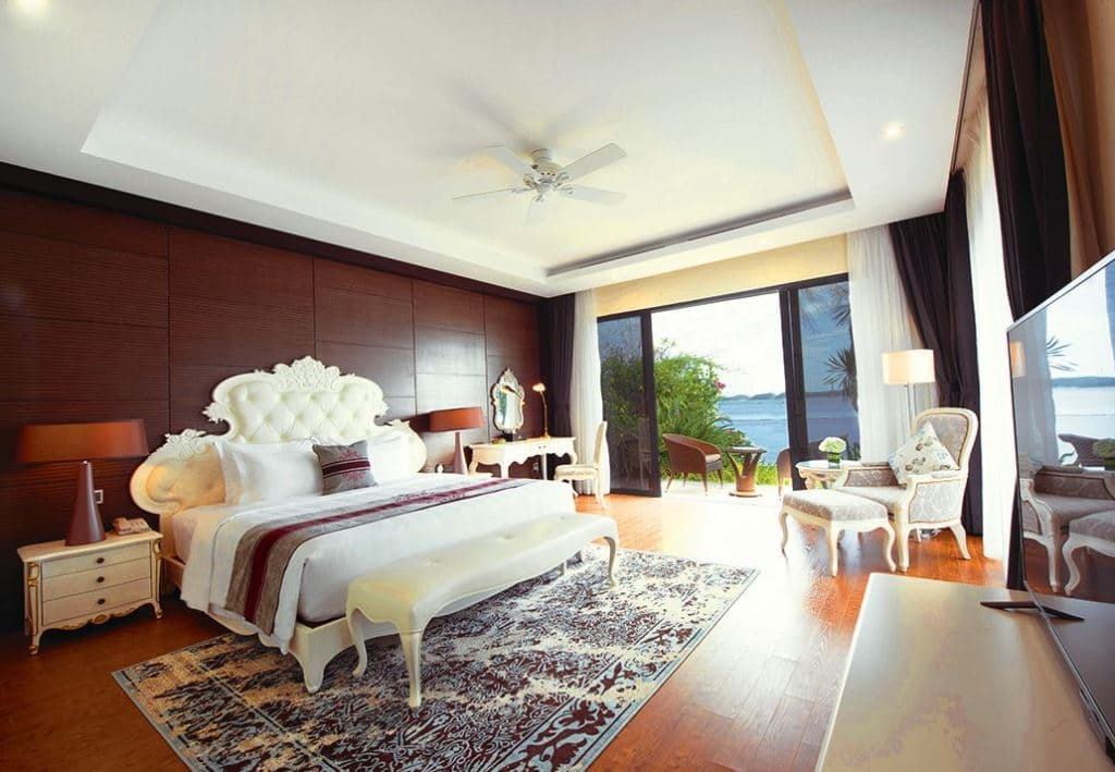 rooms-villa-4-bedroom-pool-view-no-extra-bed