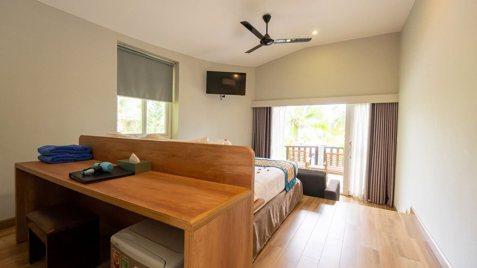 rooms-villa-garden-view