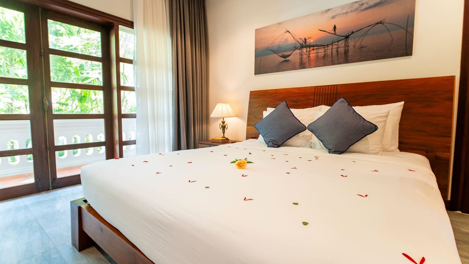 rooms-gardenview-deluxe