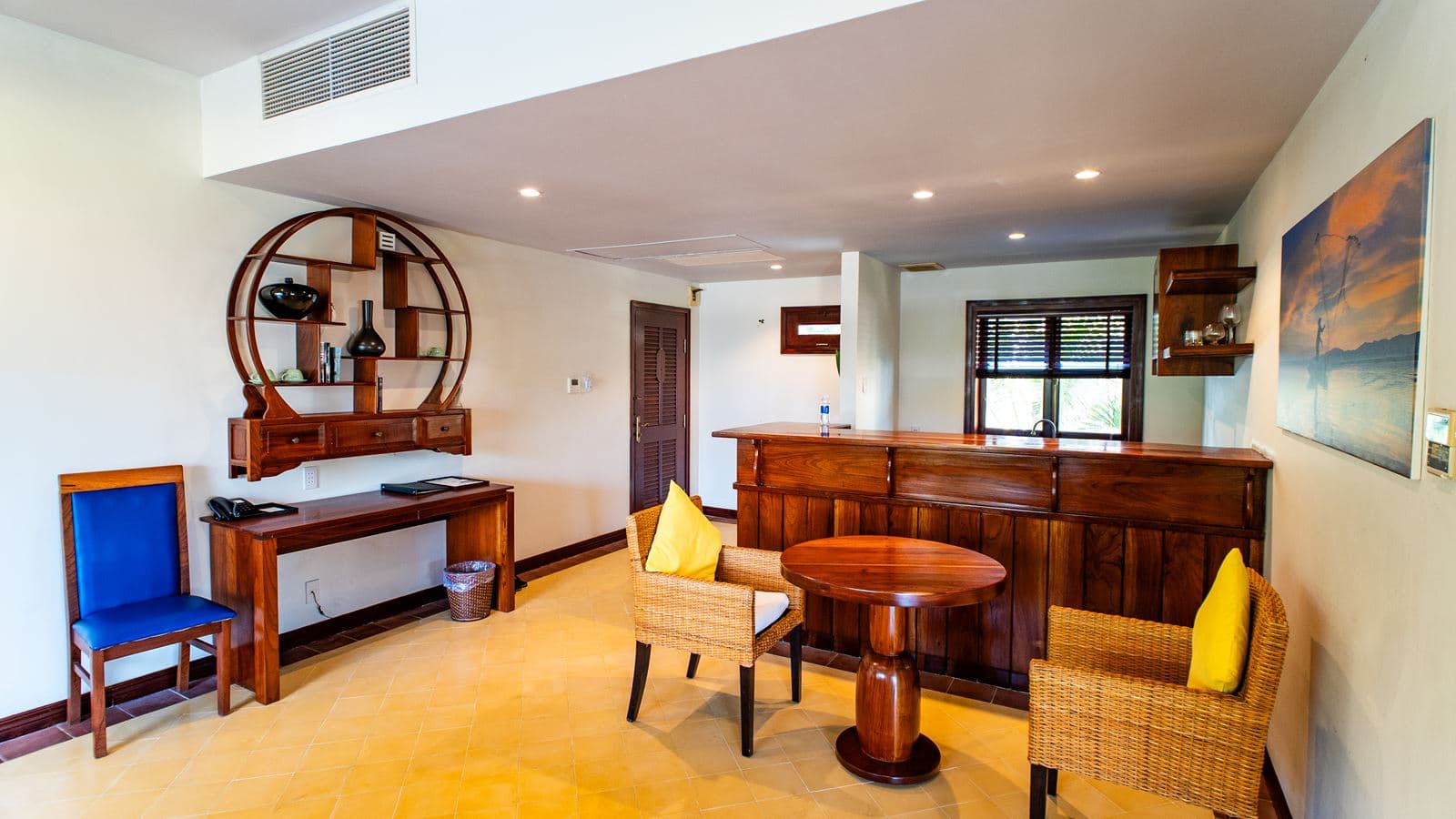 rooms-seaview-suite