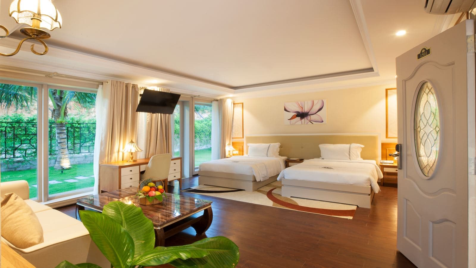 rooms-executive-suite-sea-view