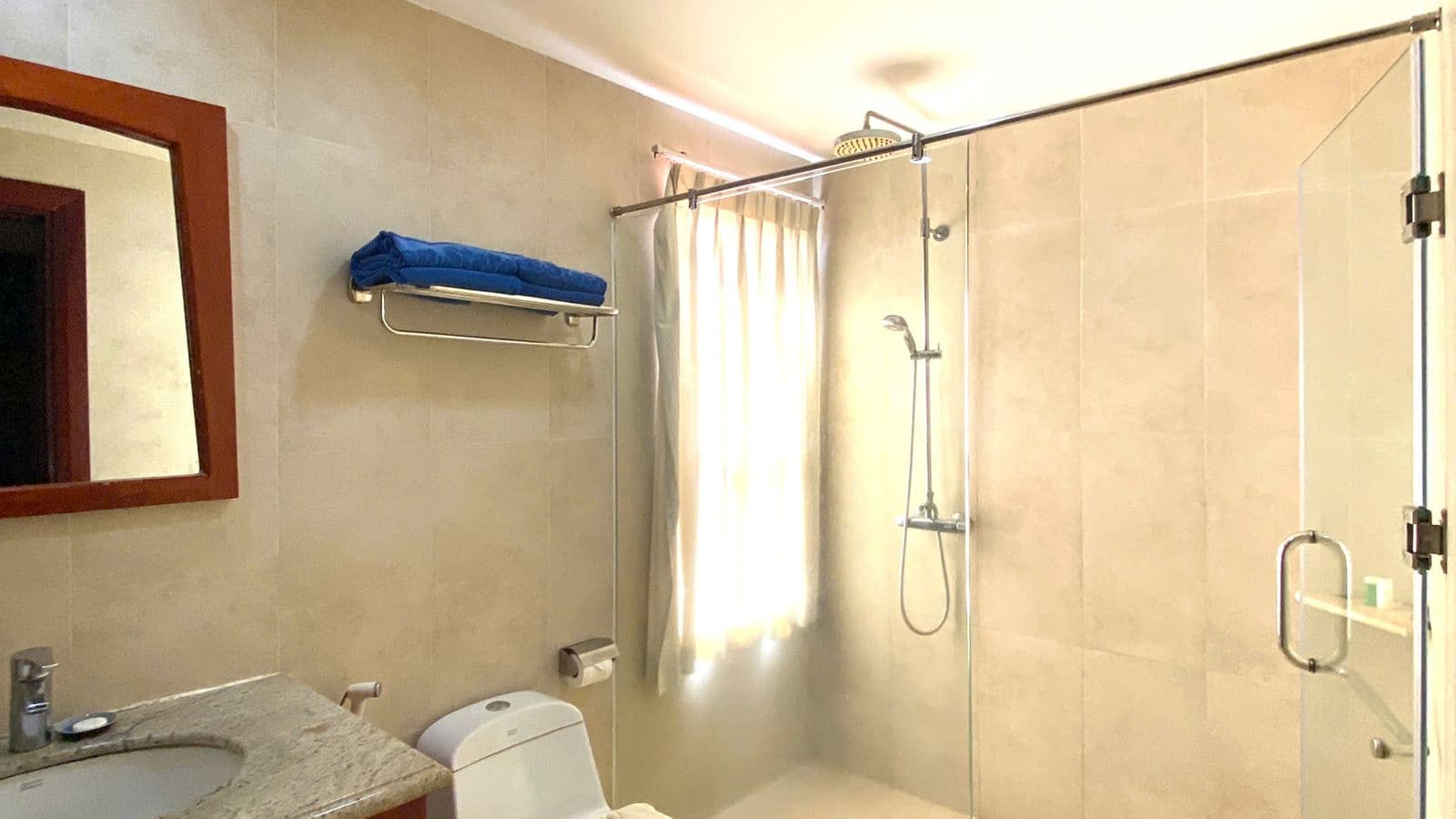rooms-deluxe-seaview