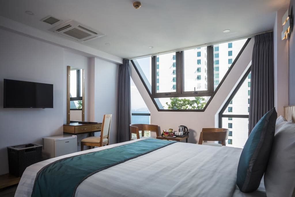 rooms-senior-deluxe-sea-view