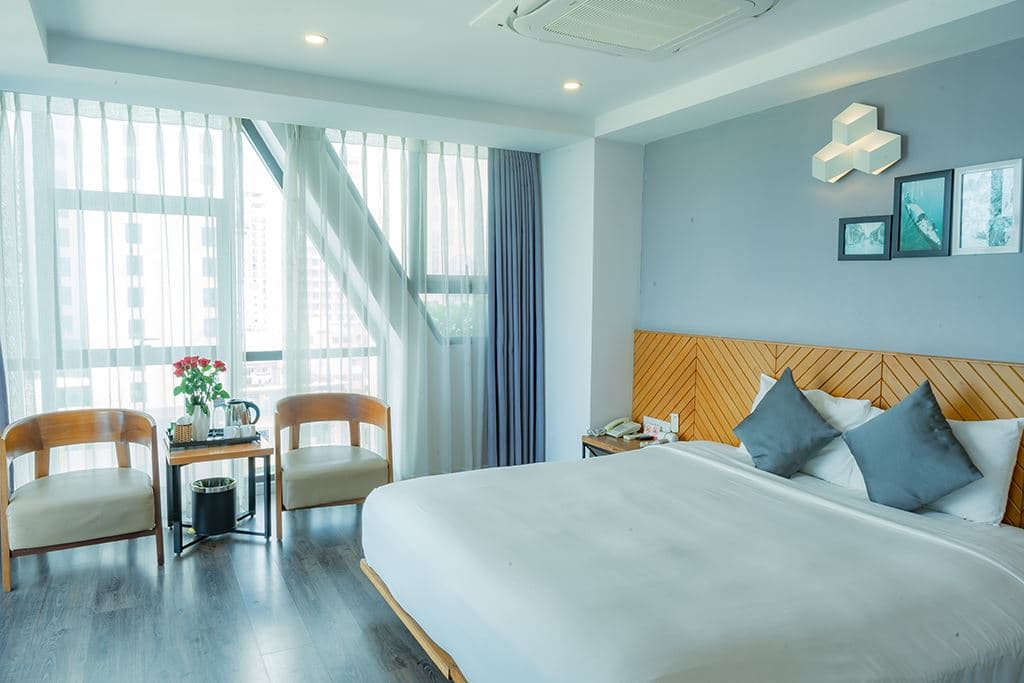 rooms-senior-deluxe-sea-view