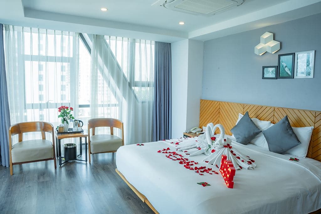 rooms-senior-deluxe-sea-view