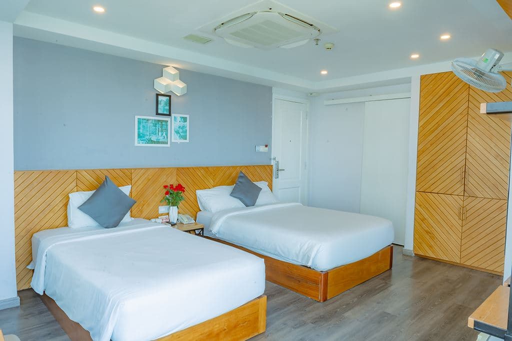 rooms-senior-deluxe-sea-view