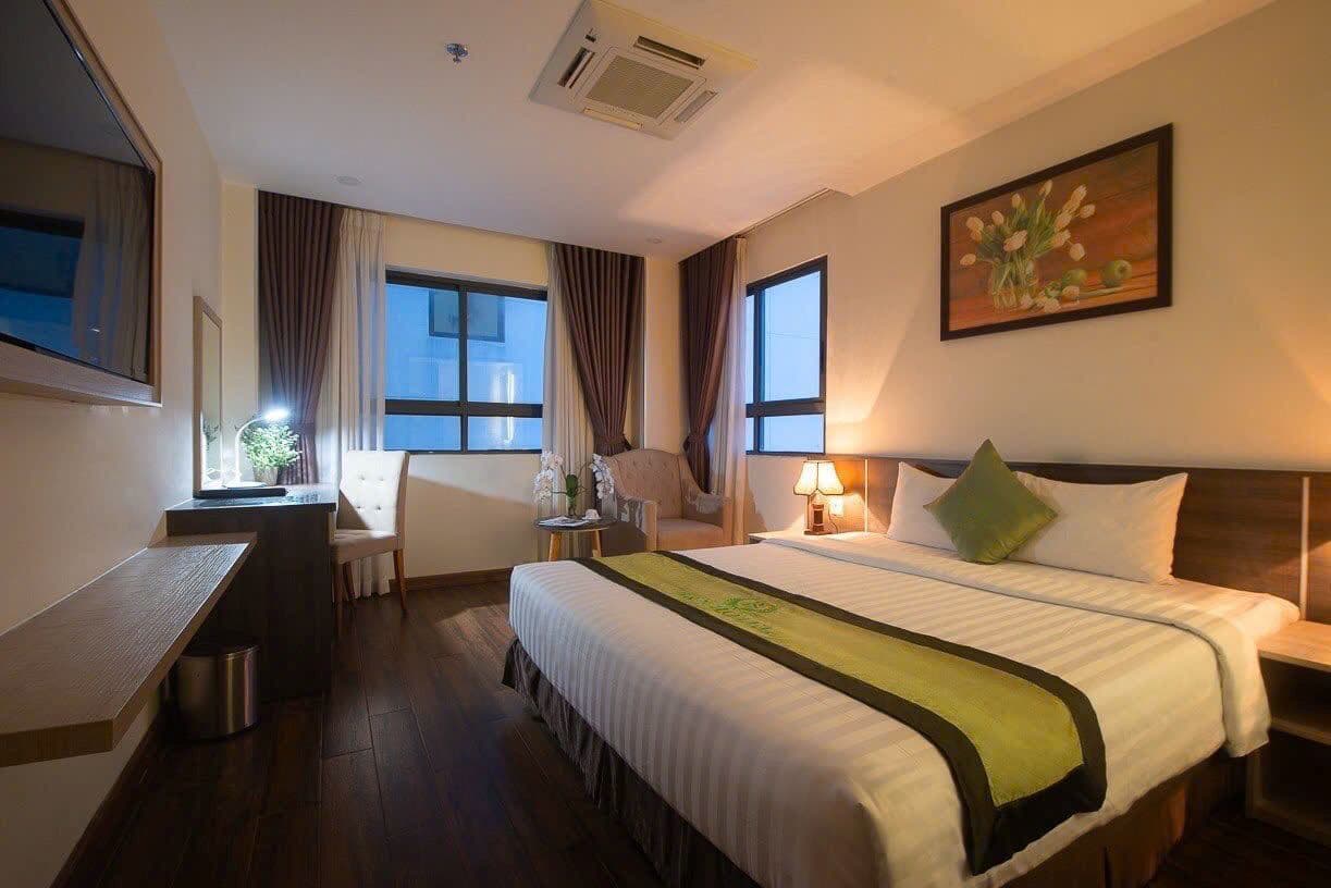 rooms-deluxe-with-balcony