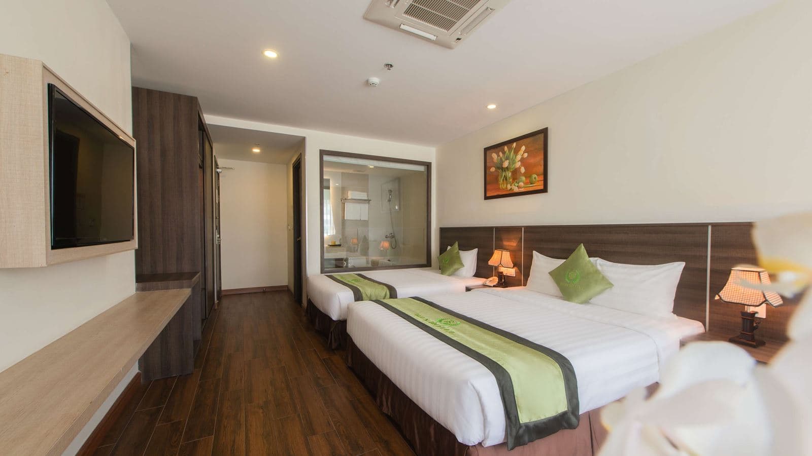 rooms-deluxe-with-balcony-child-without-extra-bed