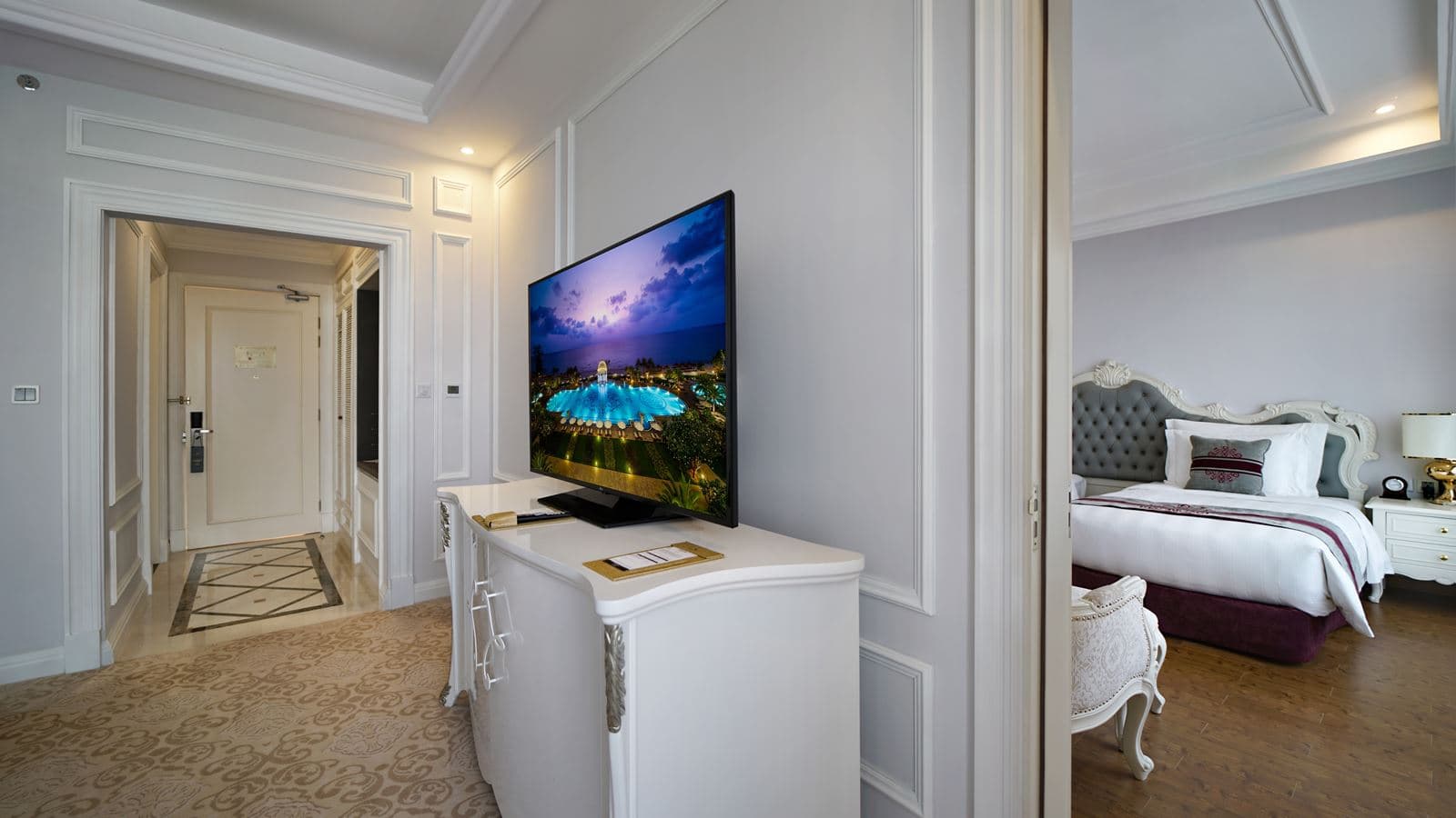 rooms-1bedroom-villa-garden-view