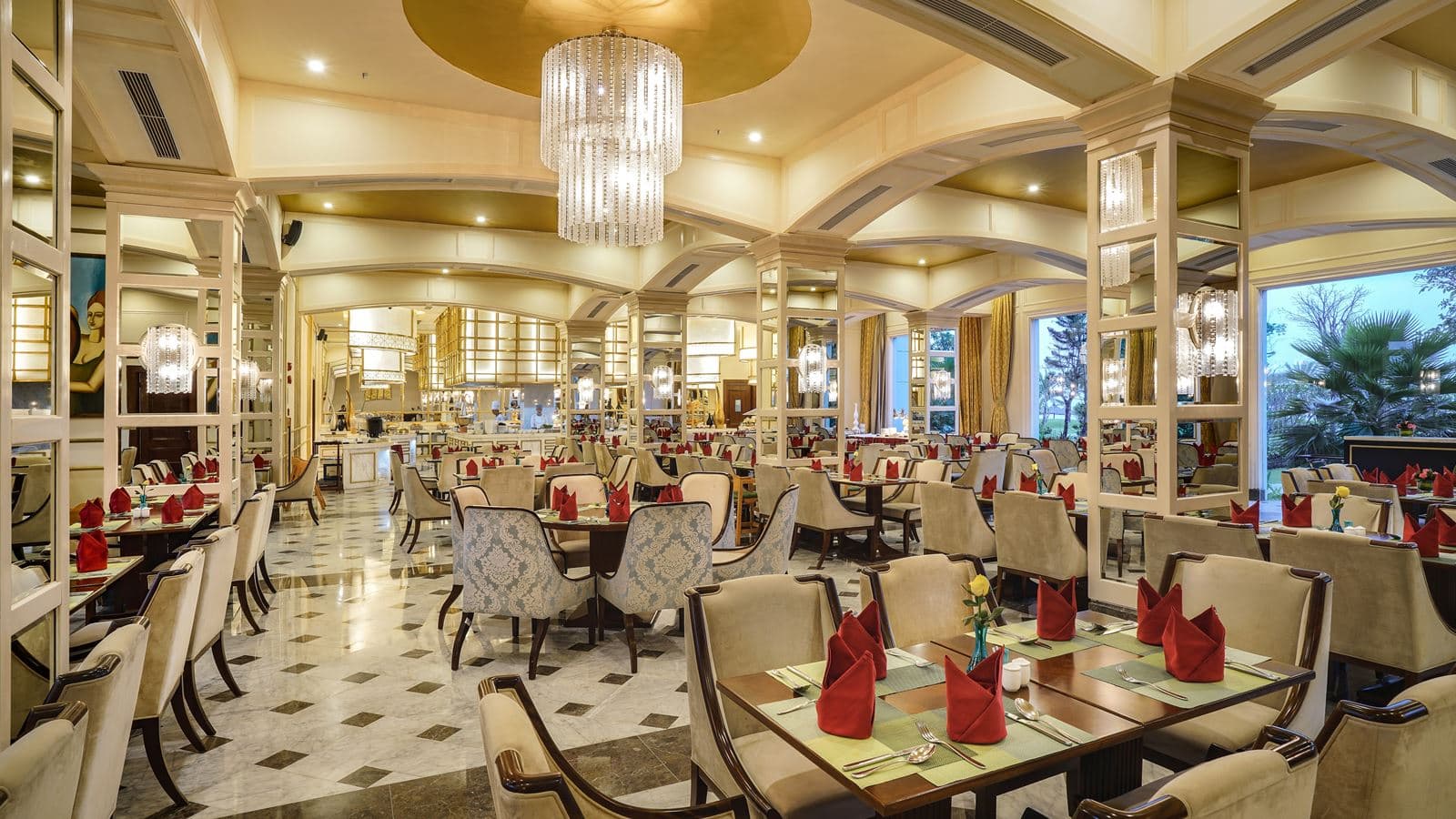 restaurants-garden-court-restaurant