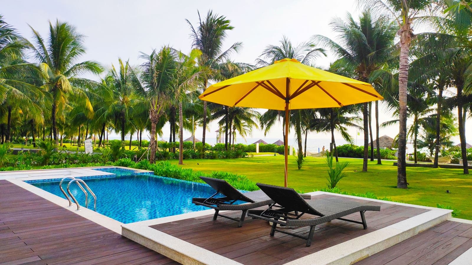 rooms-03-bedroom-beachfront-villa-with-private-pool