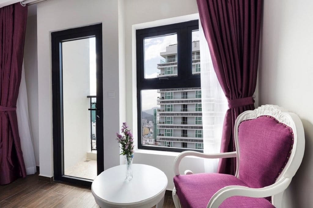 rooms-premier-dbltwn-with-balcony