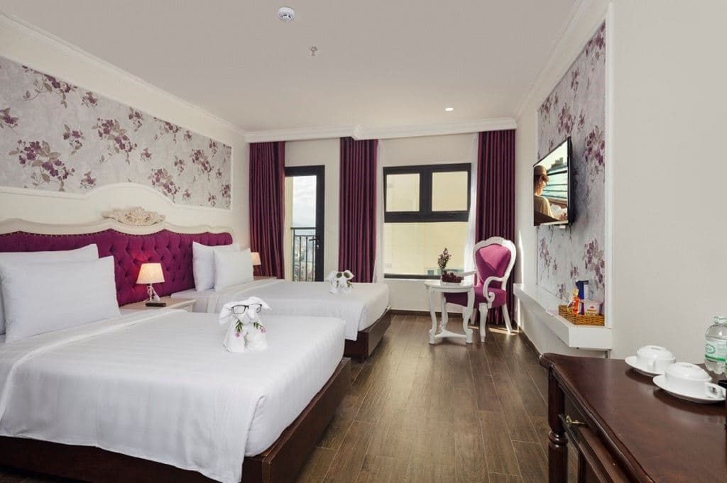 rooms-premier-dbltwn-with-balcony